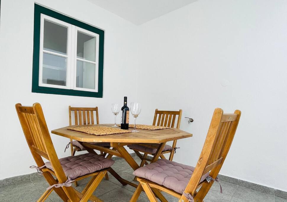 Casa Da Travessa Apartment เอโวรา ภายนอก รูปภาพ
